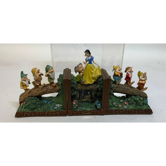 Snow White and the Seven Dwarfs Book Ends - Picture 1 of 8